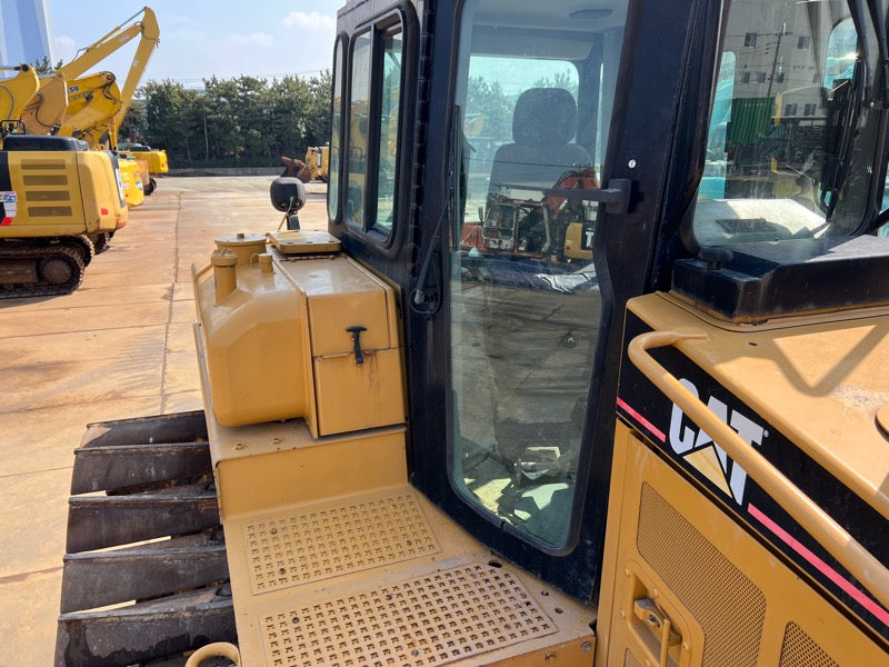 2005 Caterpillar D6R Dozer