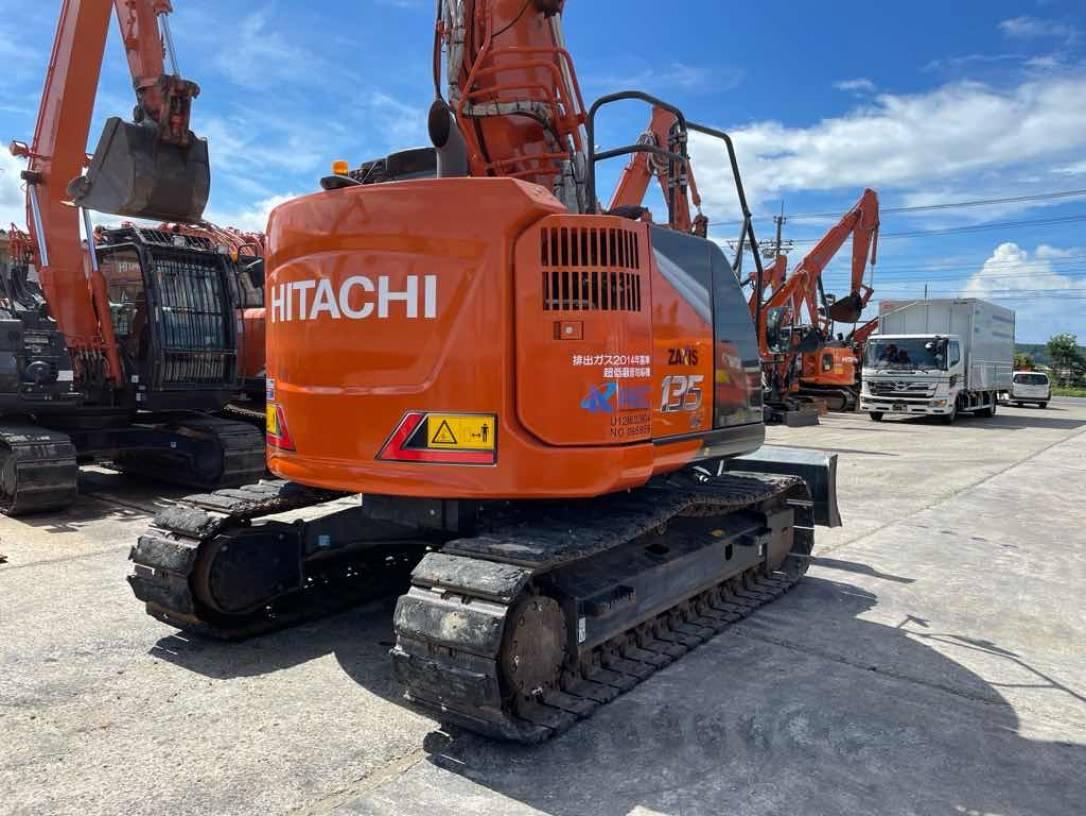 Hitachi ZX135US-7 with blade *Just Landed