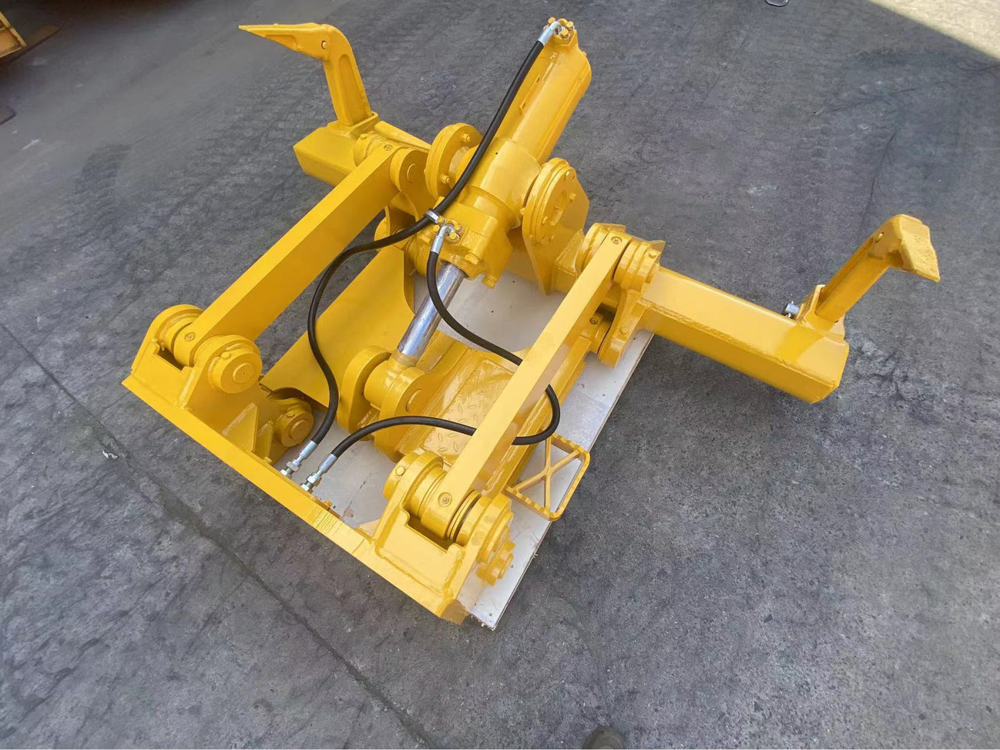Dozer Ripper fits Komatsu D51 D53 Bulldozer