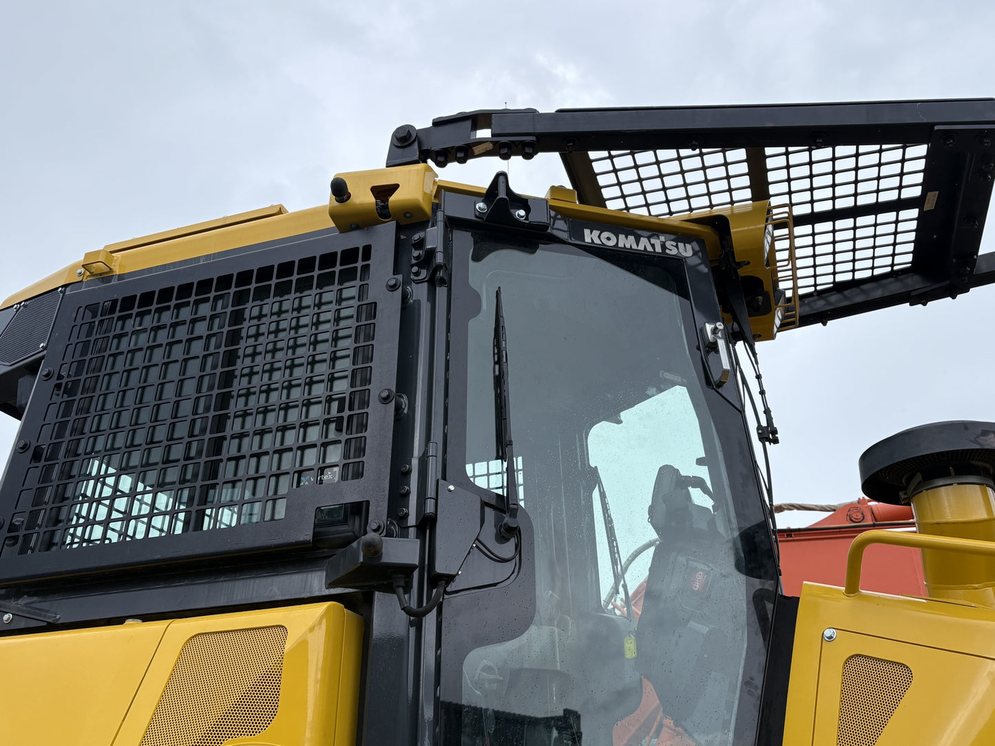 Komatsu D61 Bulldozer Screens and Sweeps Package