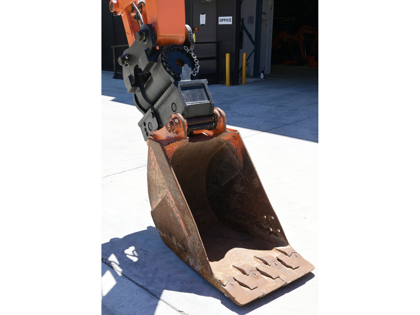 Hitachi ZX135US Digger 13.5 ton Zero Swing Digger