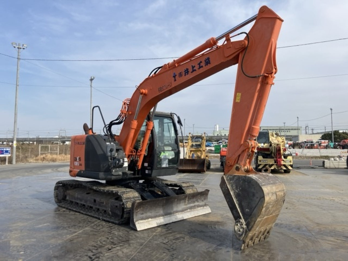 Hitachi ZX135US-5 Digger