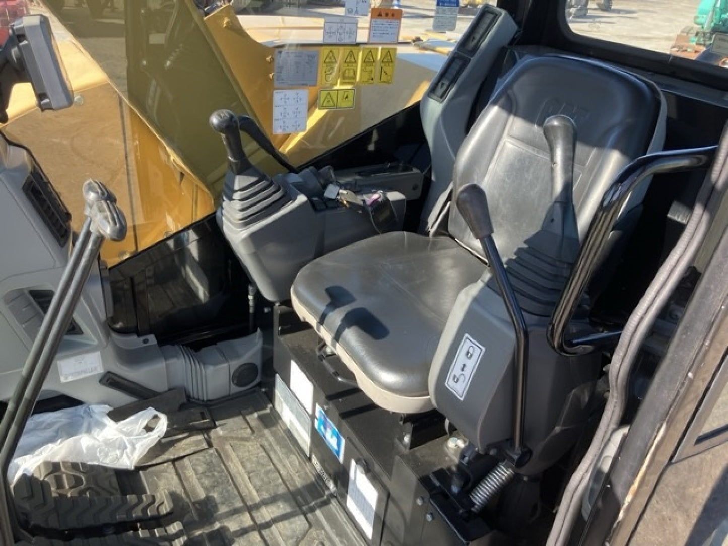 CAT 308 Compact Radius 8T Digger Low Hours