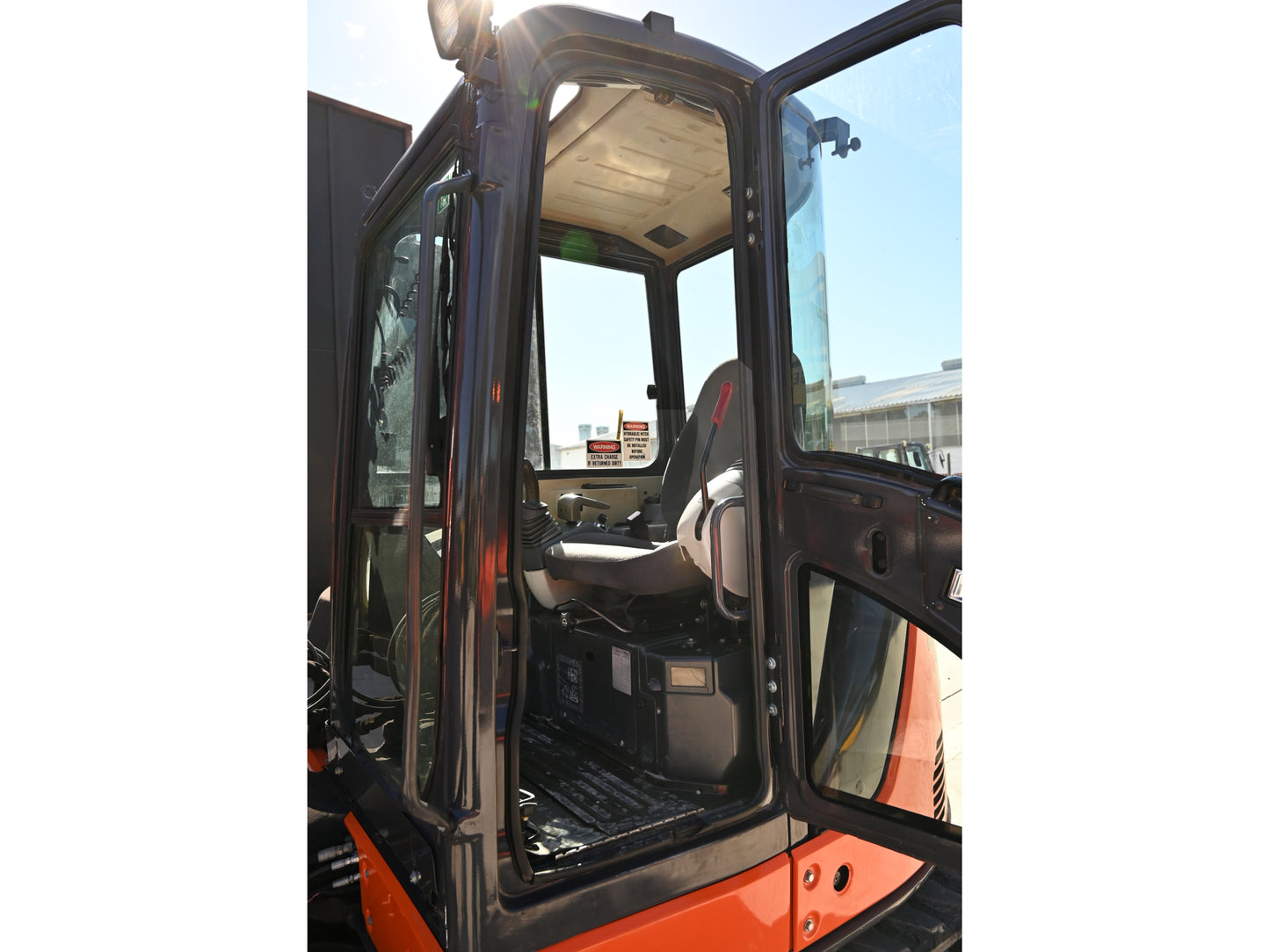 Hitachi ZX60USB-3 Digger 6 Ton