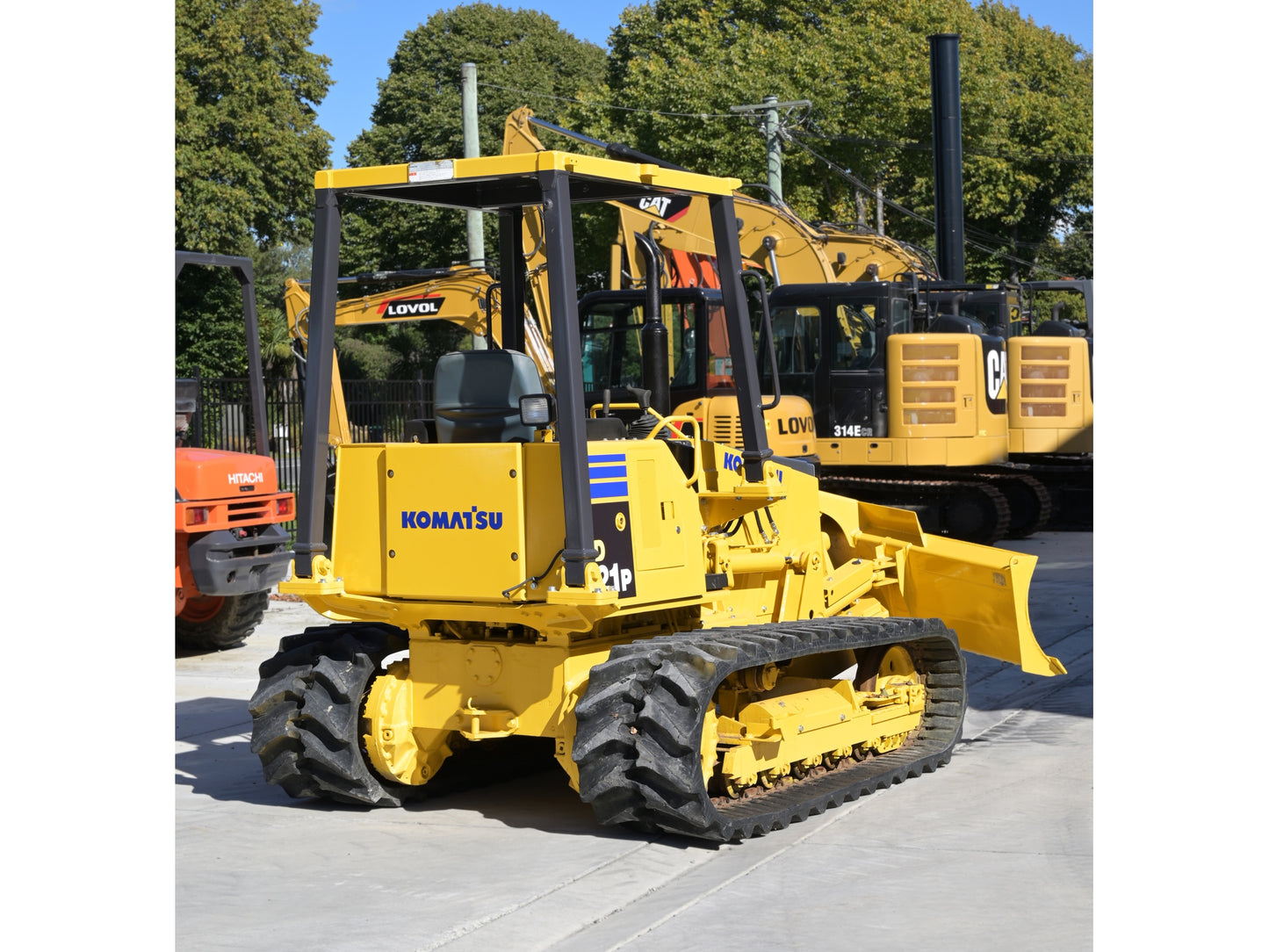 Komatsu D21P Bulldozer Low Hours