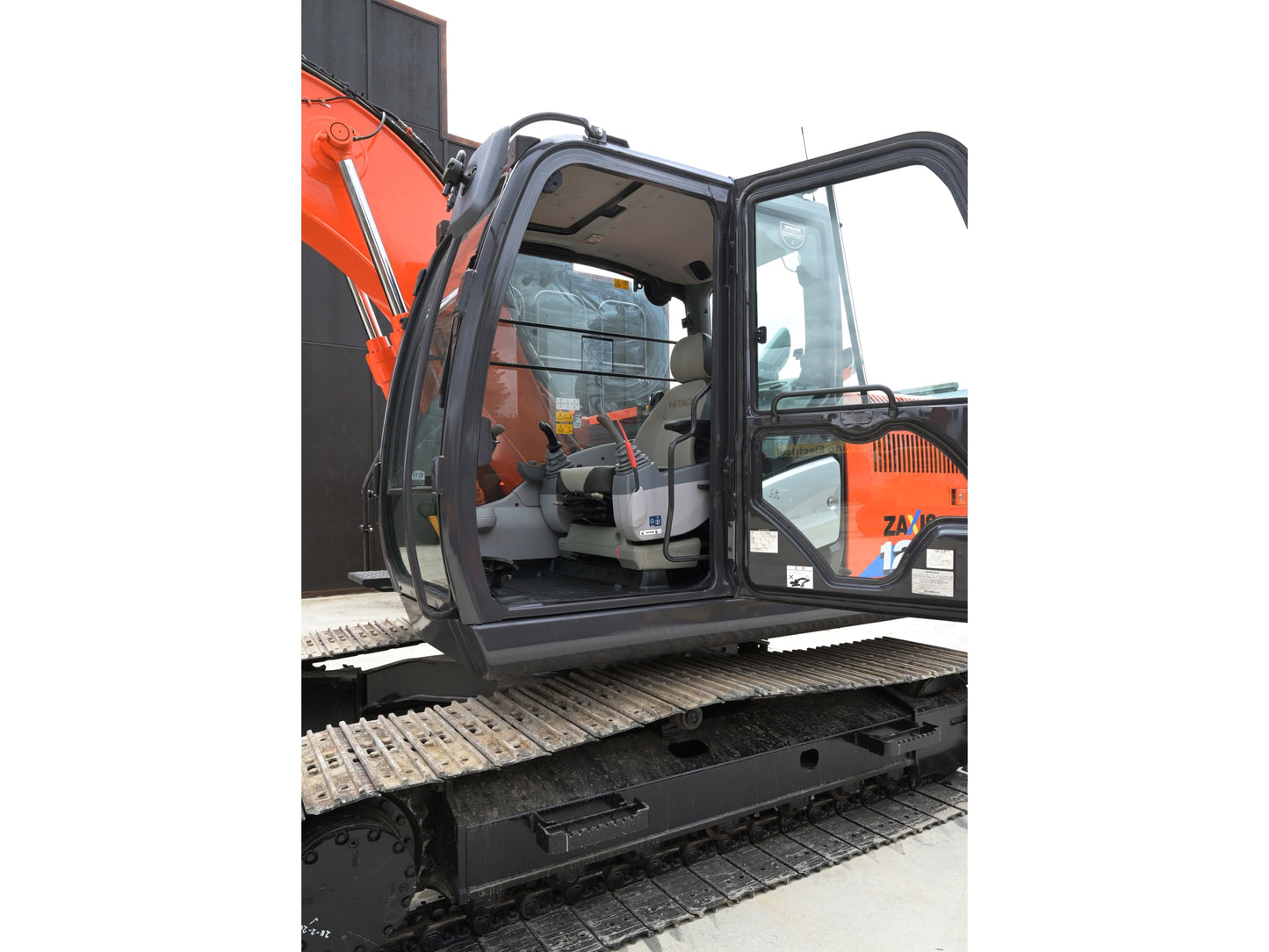 Hitachi ZX120 12t Digger Low Hours