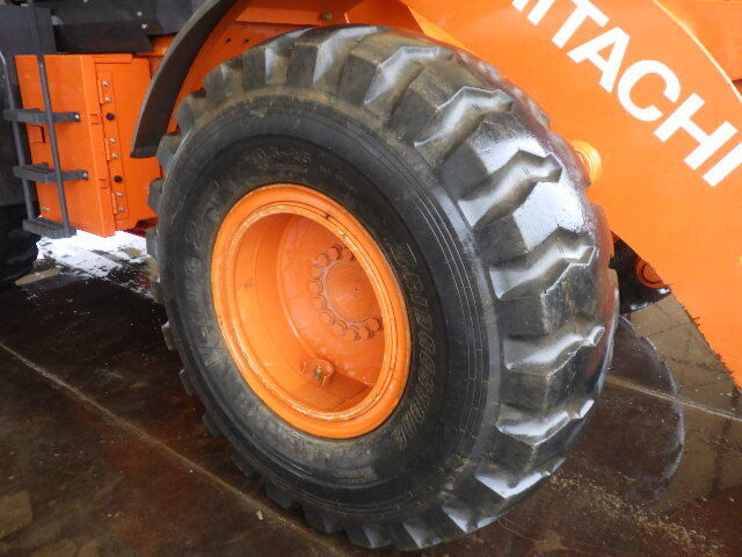 Hitachi ZW180 Wheel Loader 2.5 CBM