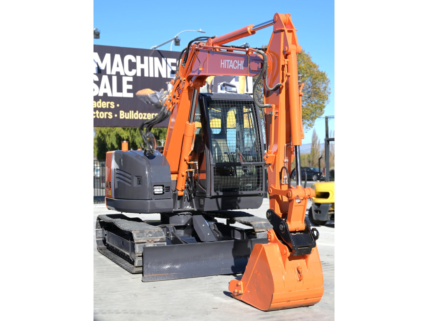 Hitachi ZX75us 7.5T Digger Low Hours