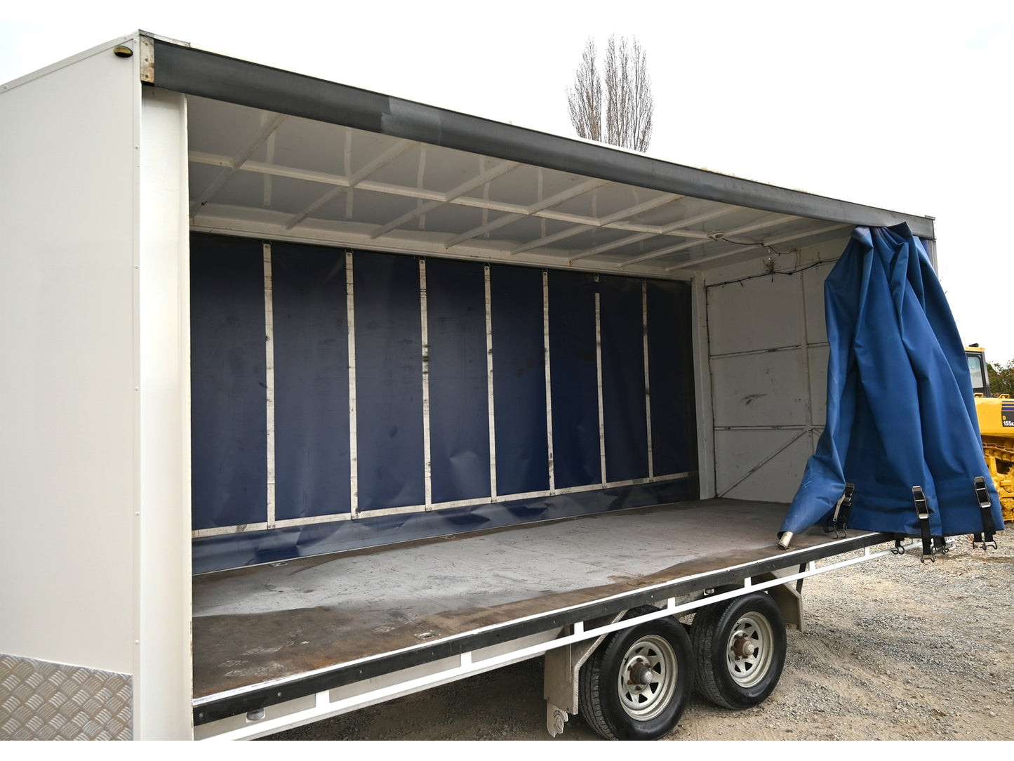 2013 Float Factory Trailer 2-Axle Curtain Sider