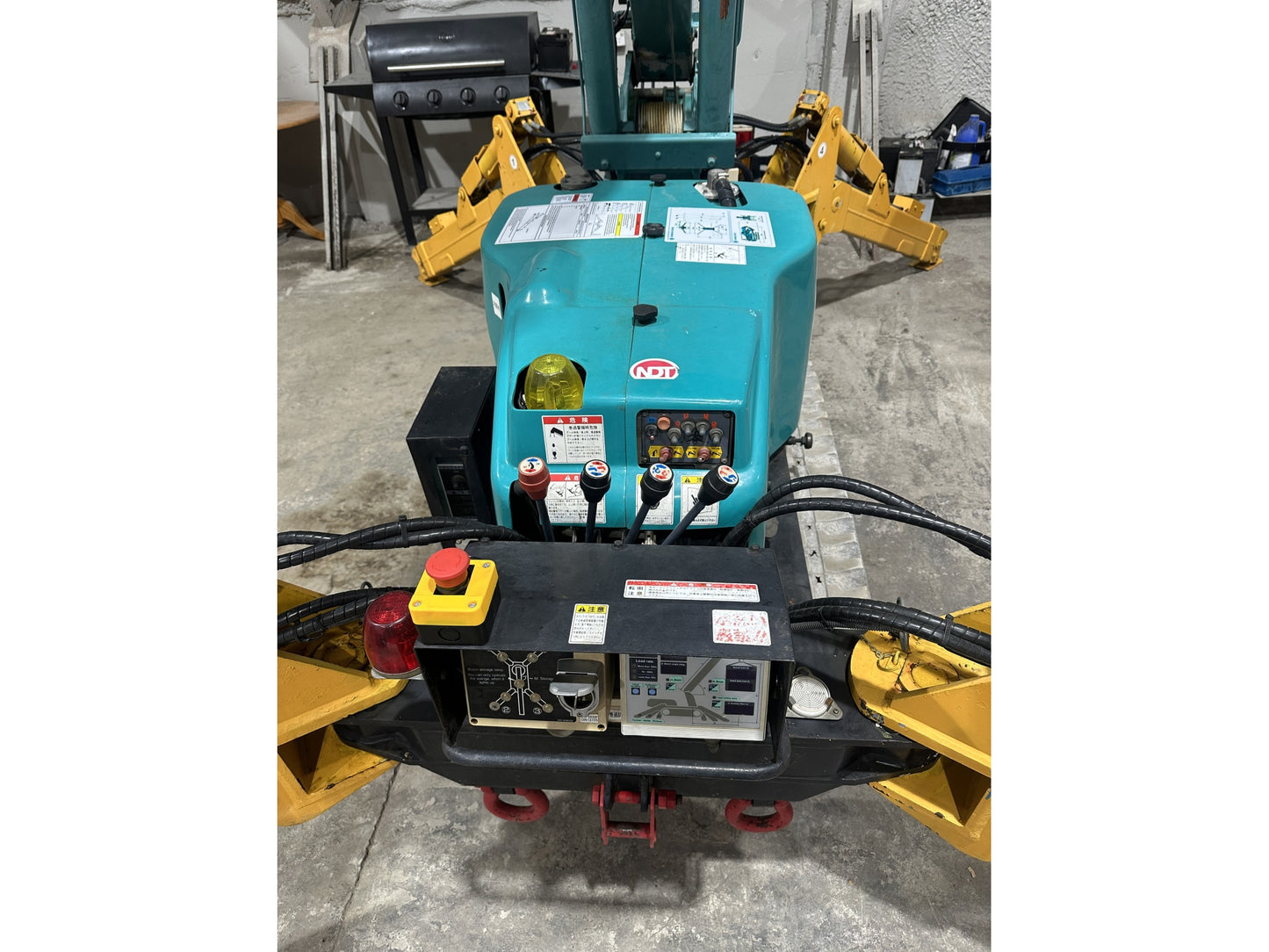 Maeda Spider Crane