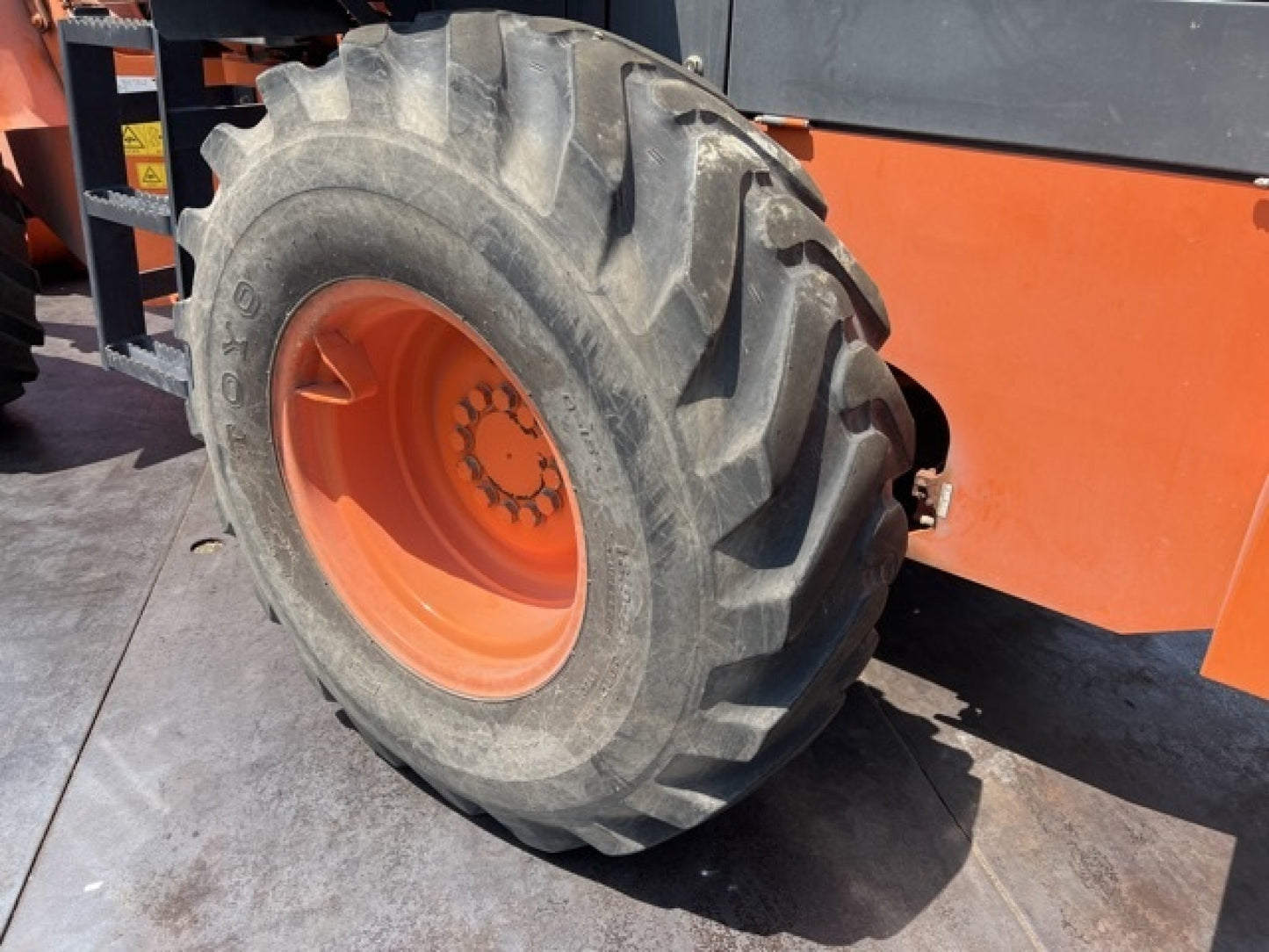 Hitachi ZW100 Wheel Loader Low Hours