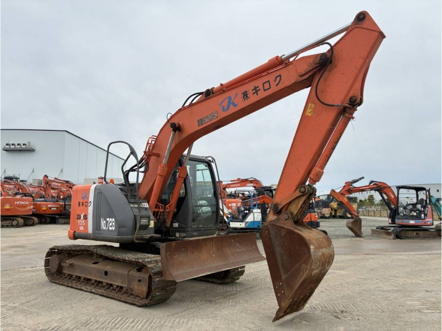 Hitachi ZX135 Excavator