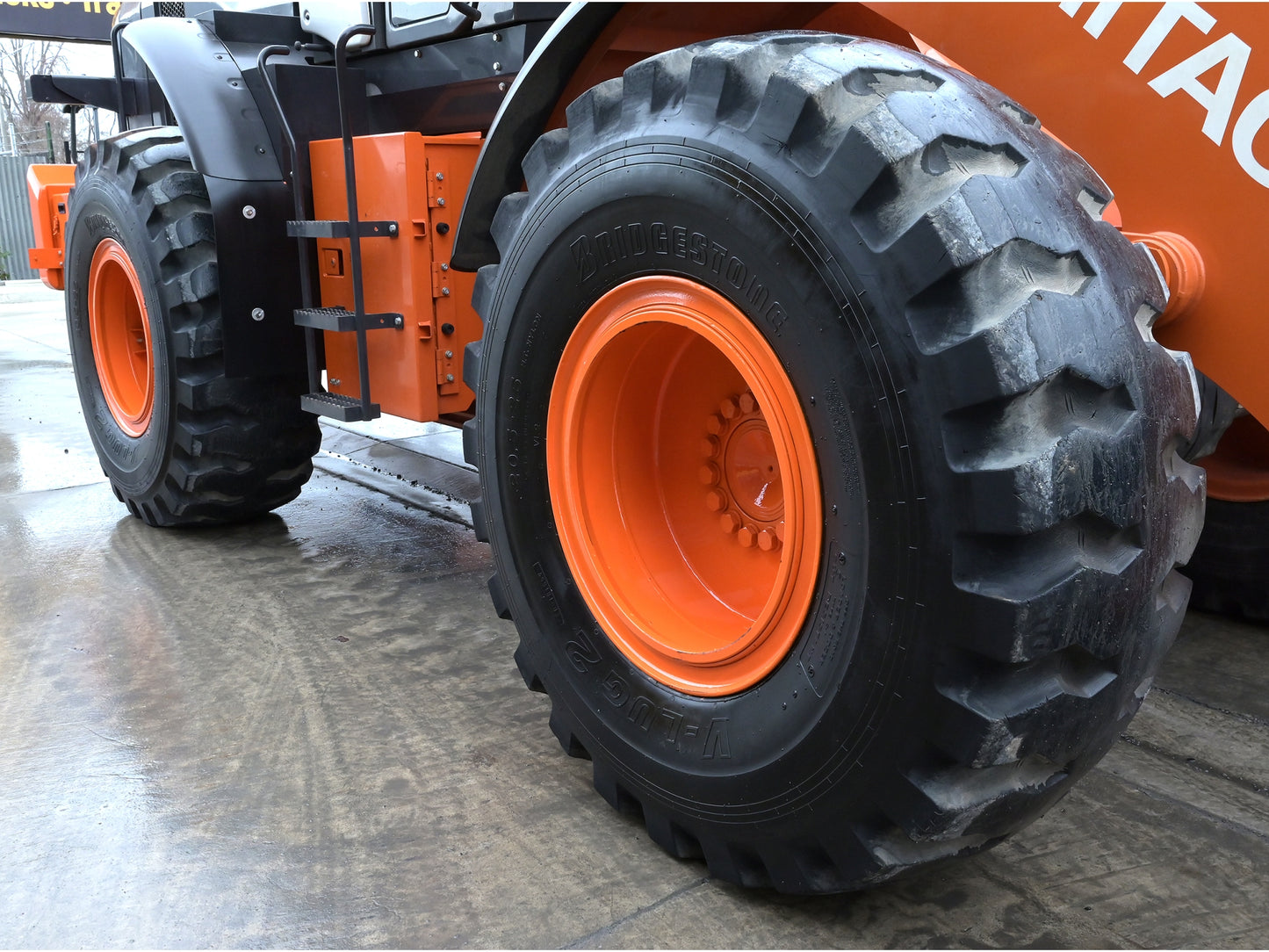 Hitachi ZW180 Wheel Loader 2.5 CBM