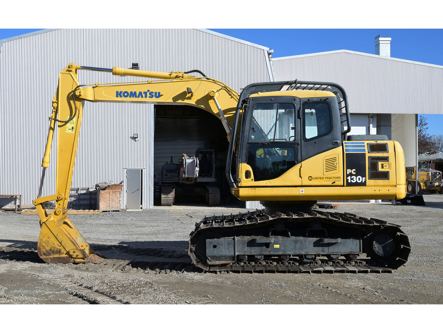 Komatsu PC130F