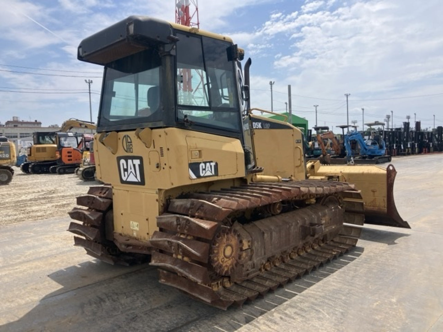 Caterpillar D5K LGP 10t Bulldozer