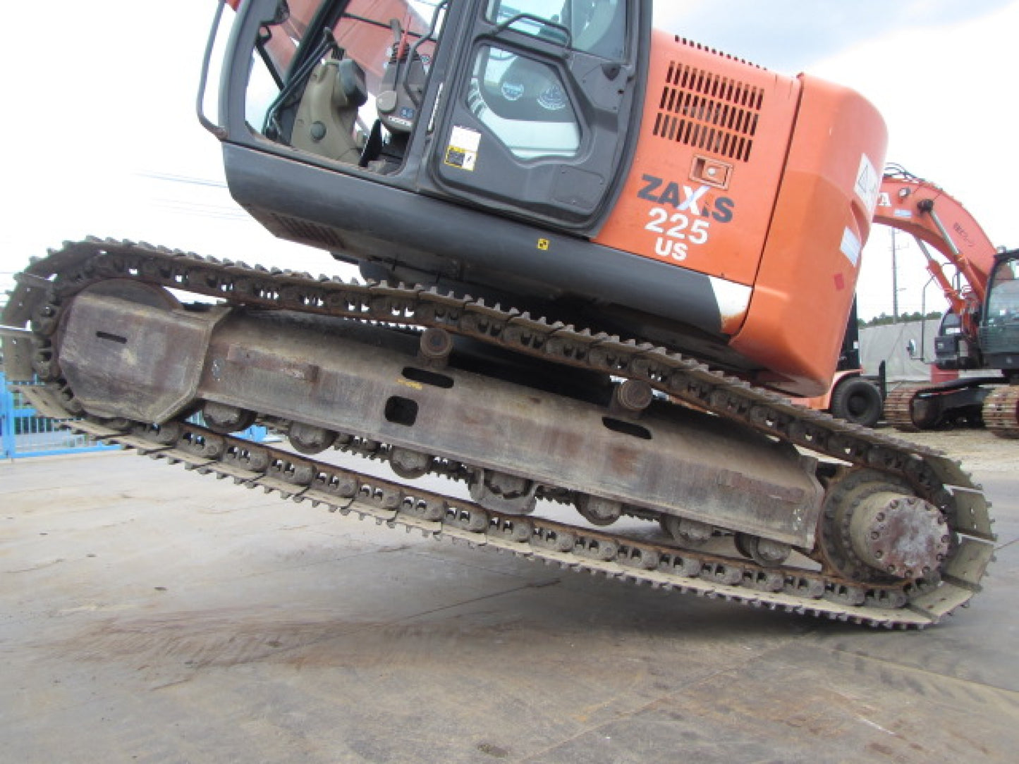 Hitachi ZX225US Digger 23.5 ton