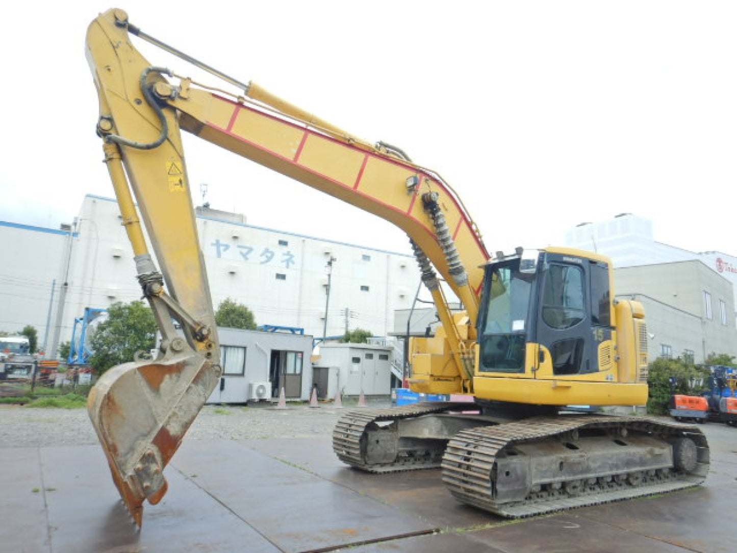 Komatsu PC228USLC-10 Digger 24 ton