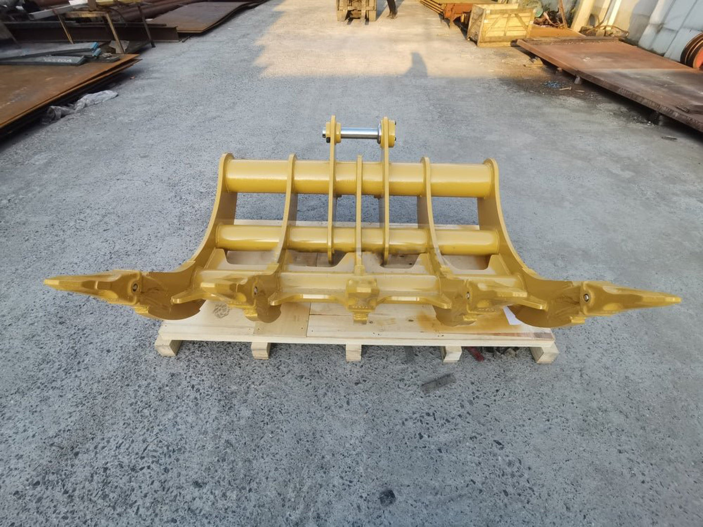 Excavator Root Rake CAT 312 1.7m 65mm