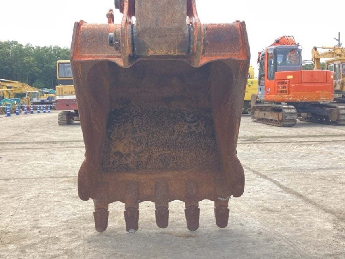 Hitachi ZX135 Digger 13.5 Ton