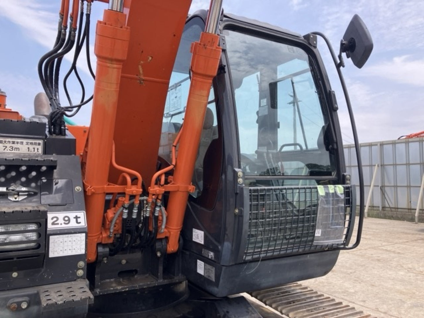 Hitachi ZX135 Digger 13.5 Ton