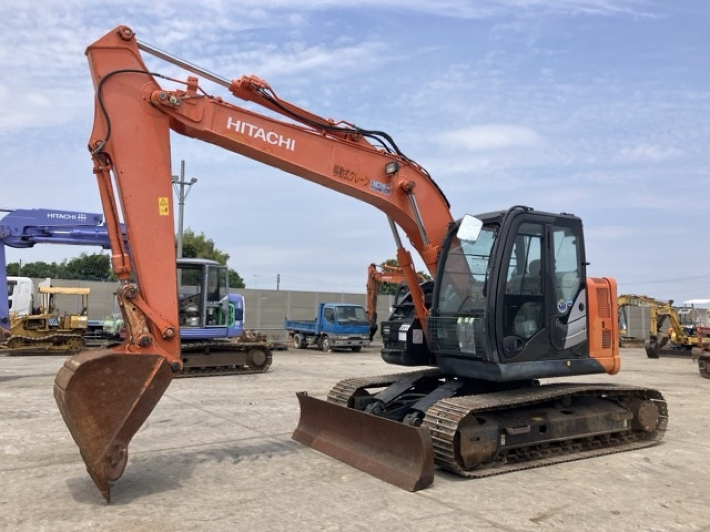 Hitachi ZX135 Digger 13.5 Ton