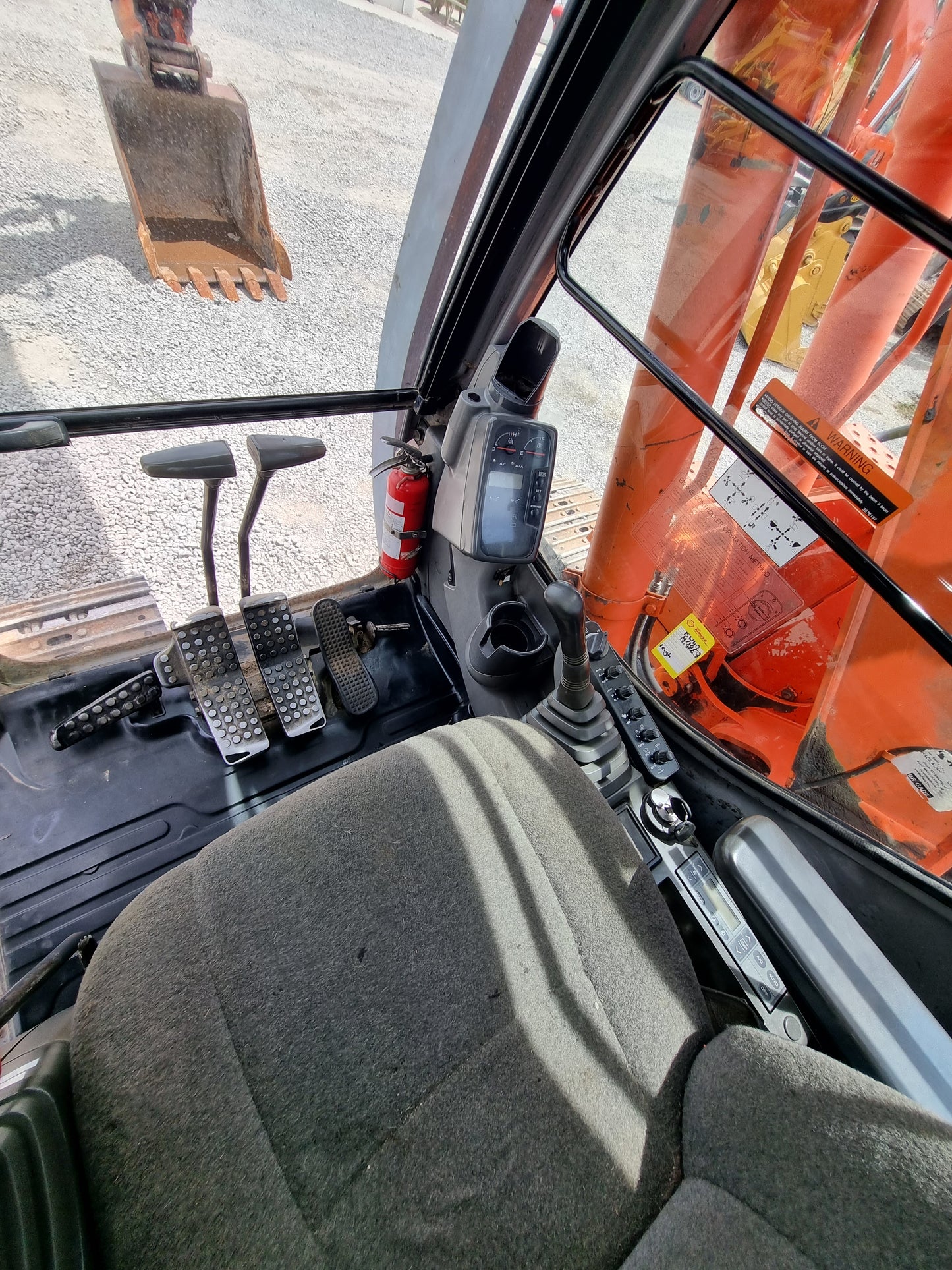 Hitachi Zaxis ZX135US-1, 13.5 Ton Excavator