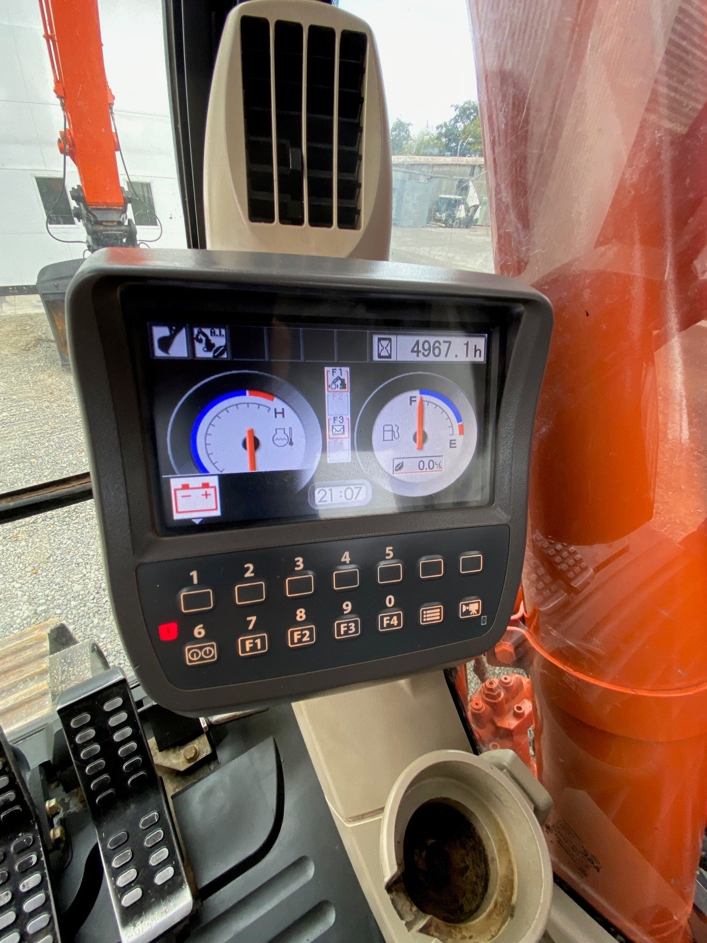 HITACHI ZX330 35 ton Digger Low Hours
