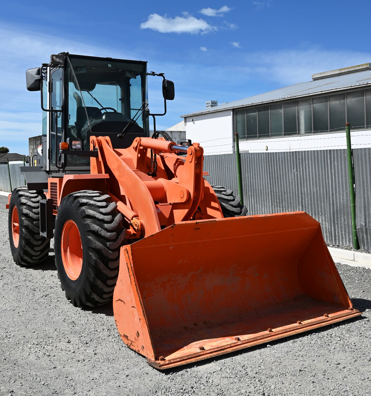 Hitachi ZW100 7 ton Wheel Loader 1CBM