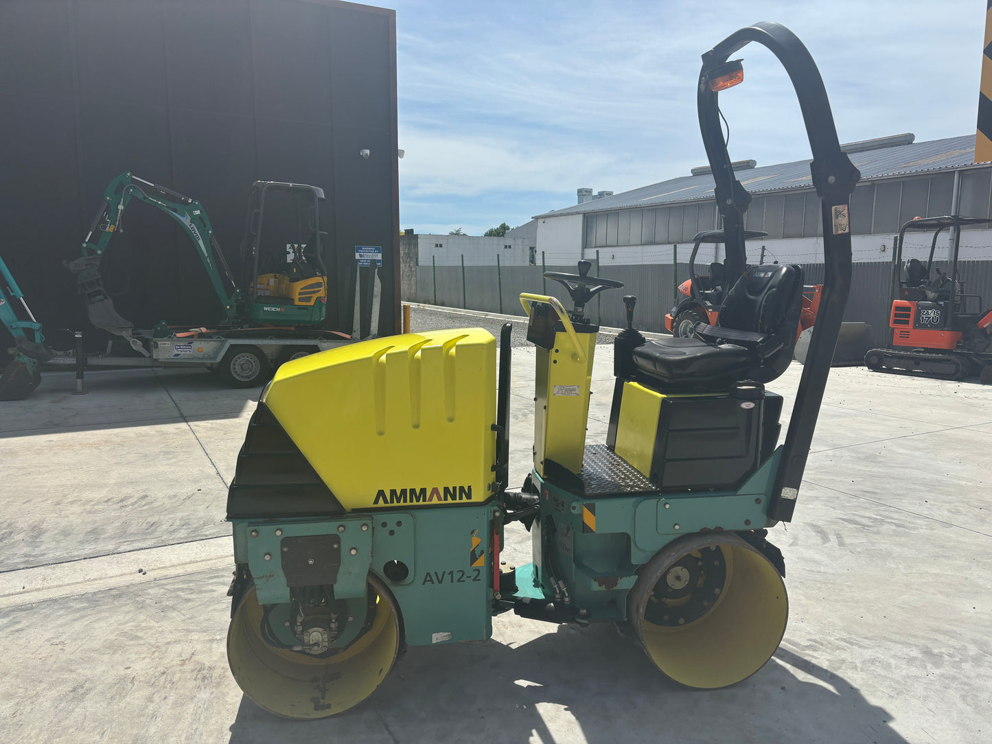 2012 Ammann AV12-2 Tandem Roller