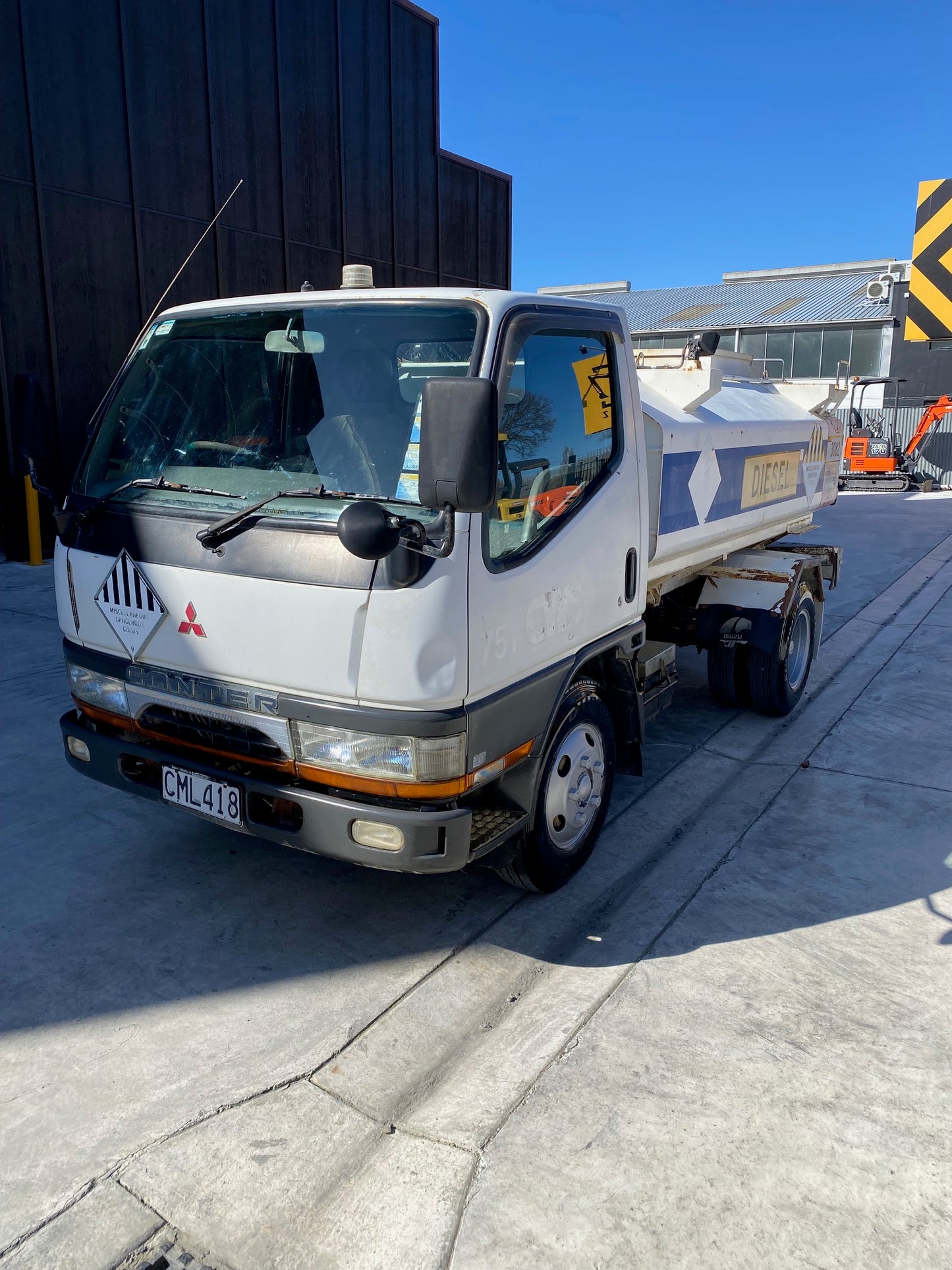 1998 Mitsubishi Canter FE567 Diesel Fuel Tanker