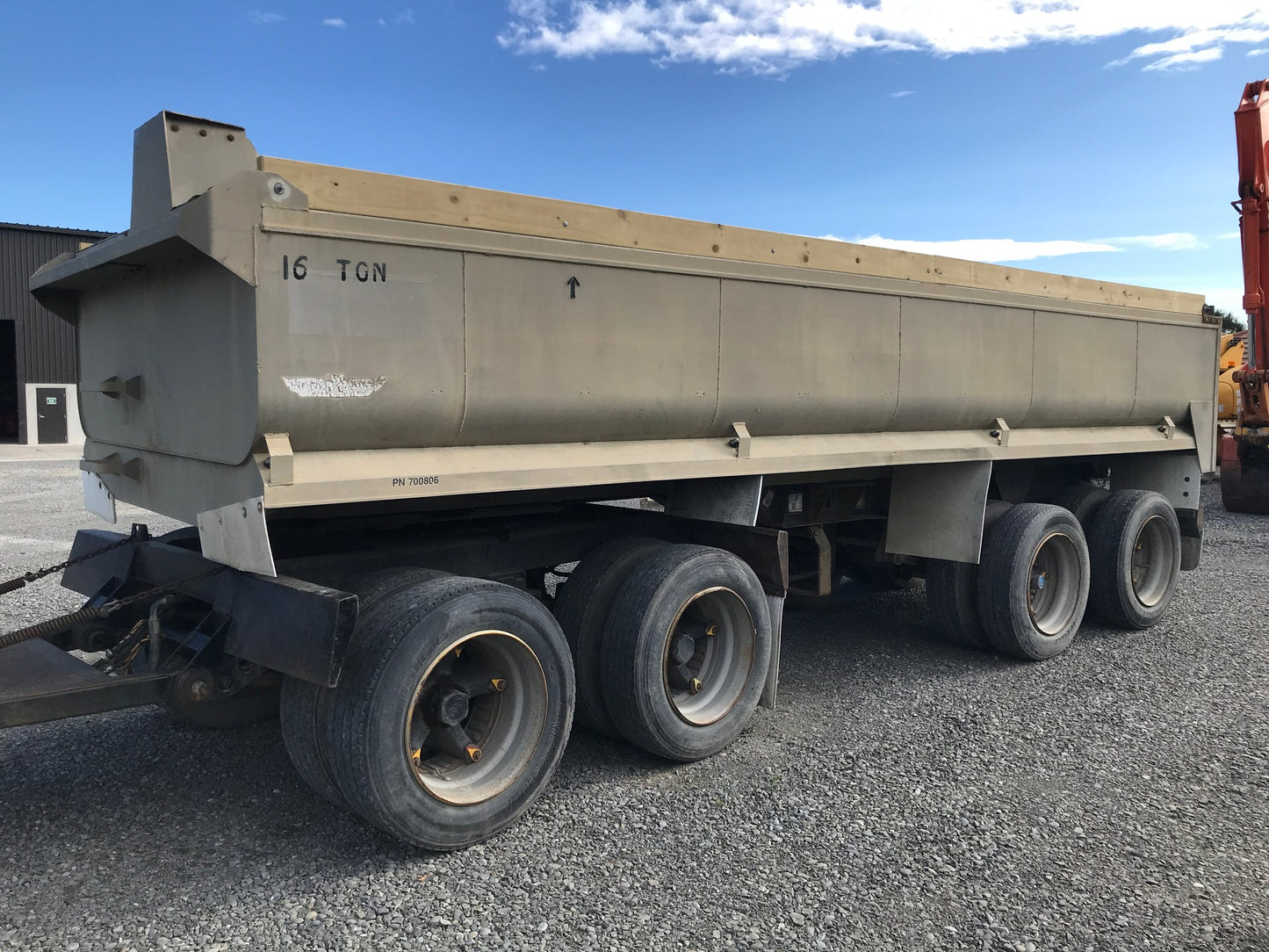 1995 Transport Tipper Trailer TT304T6-7