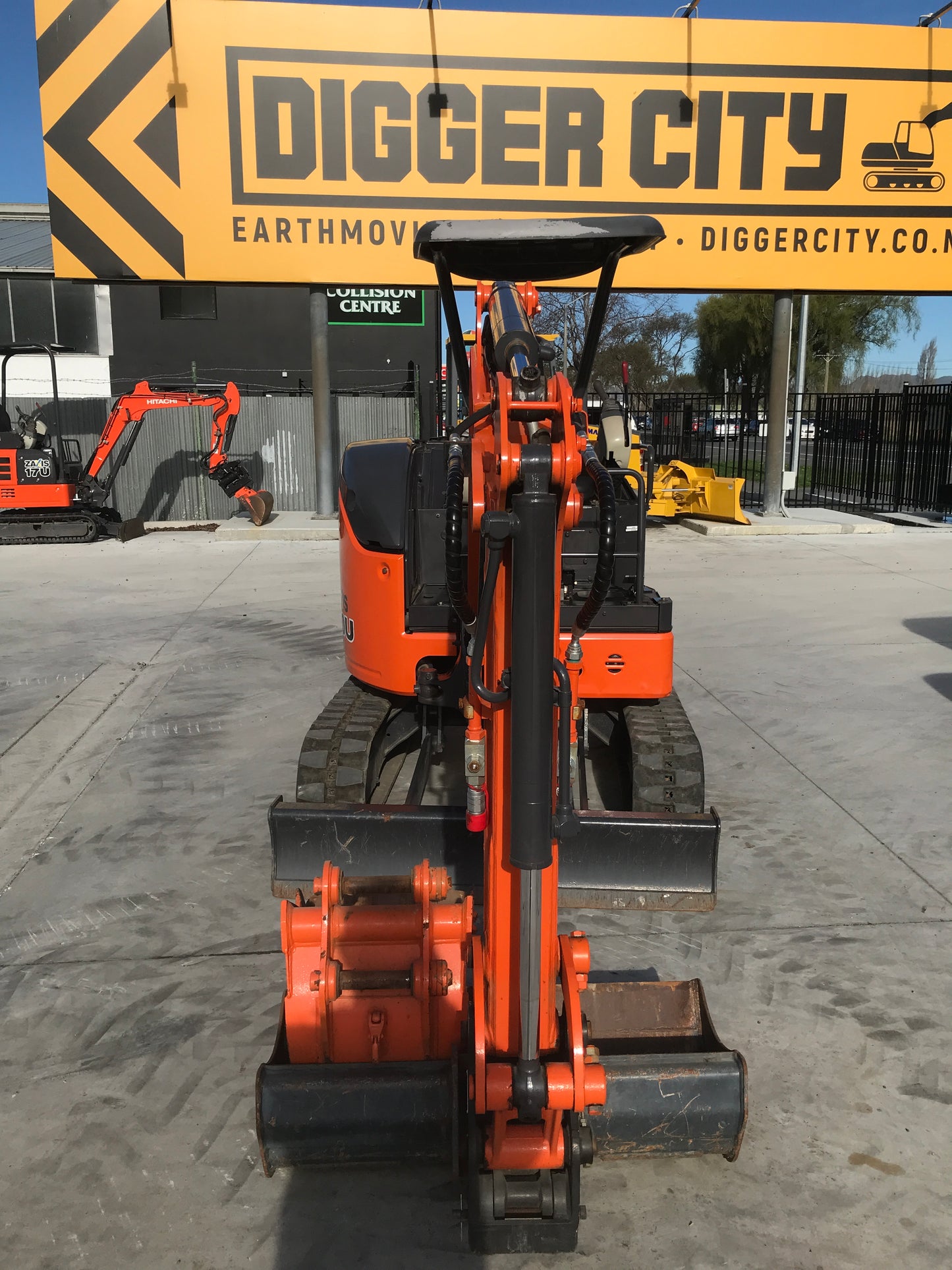 HITACHI ZX20U-5A , 2015 , LOW HOUR EXCAVATOR