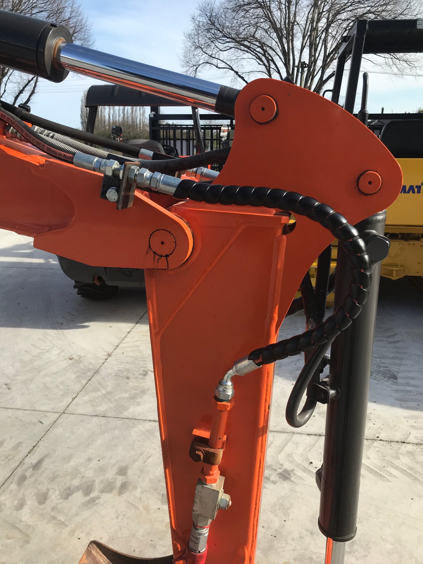 HITACHI ZX20U-5A , 2015 , LOW HOUR EXCAVATOR
