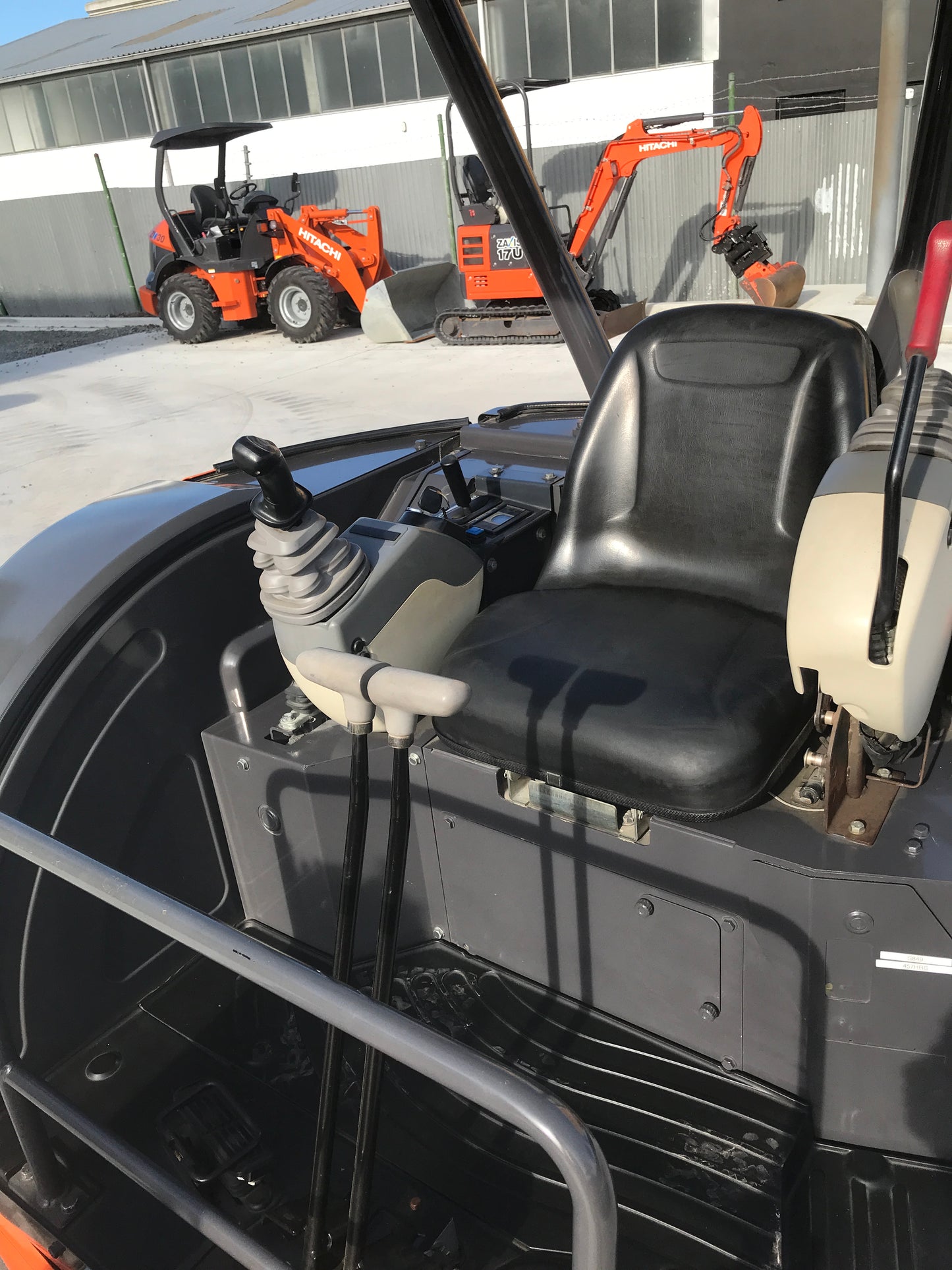 HITACHI ZX20U-5A , 2015 , LOW HOUR EXCAVATOR