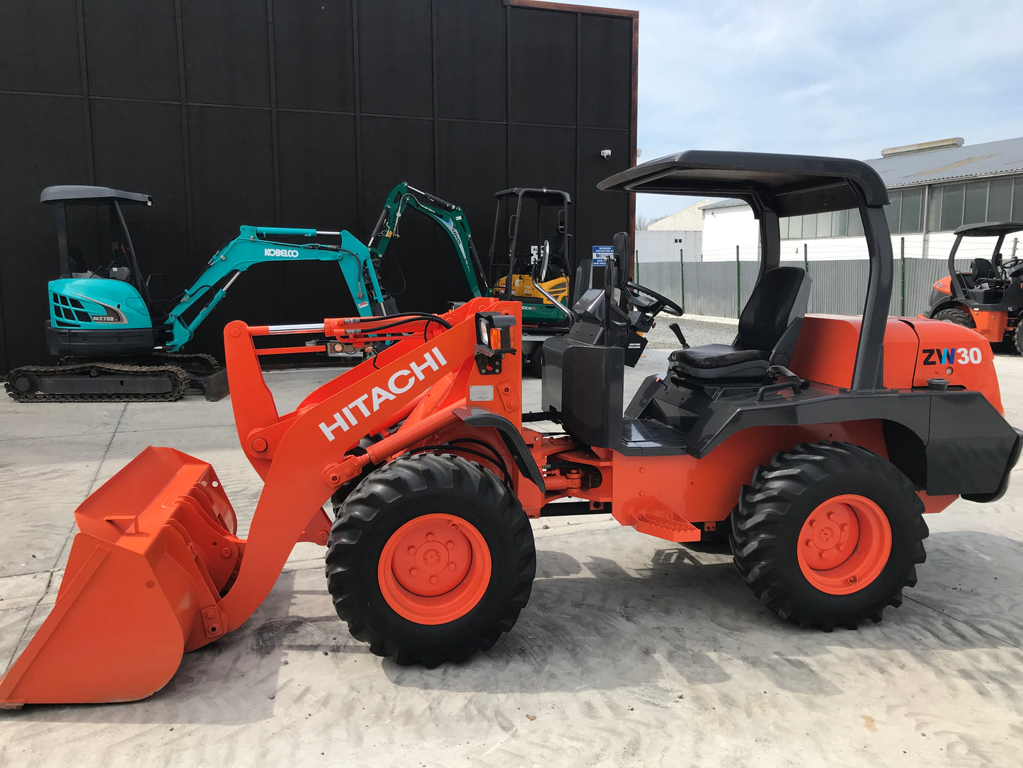 Hitachi / TCM ZW30L Wheel Loader 1/2CBM Bucket