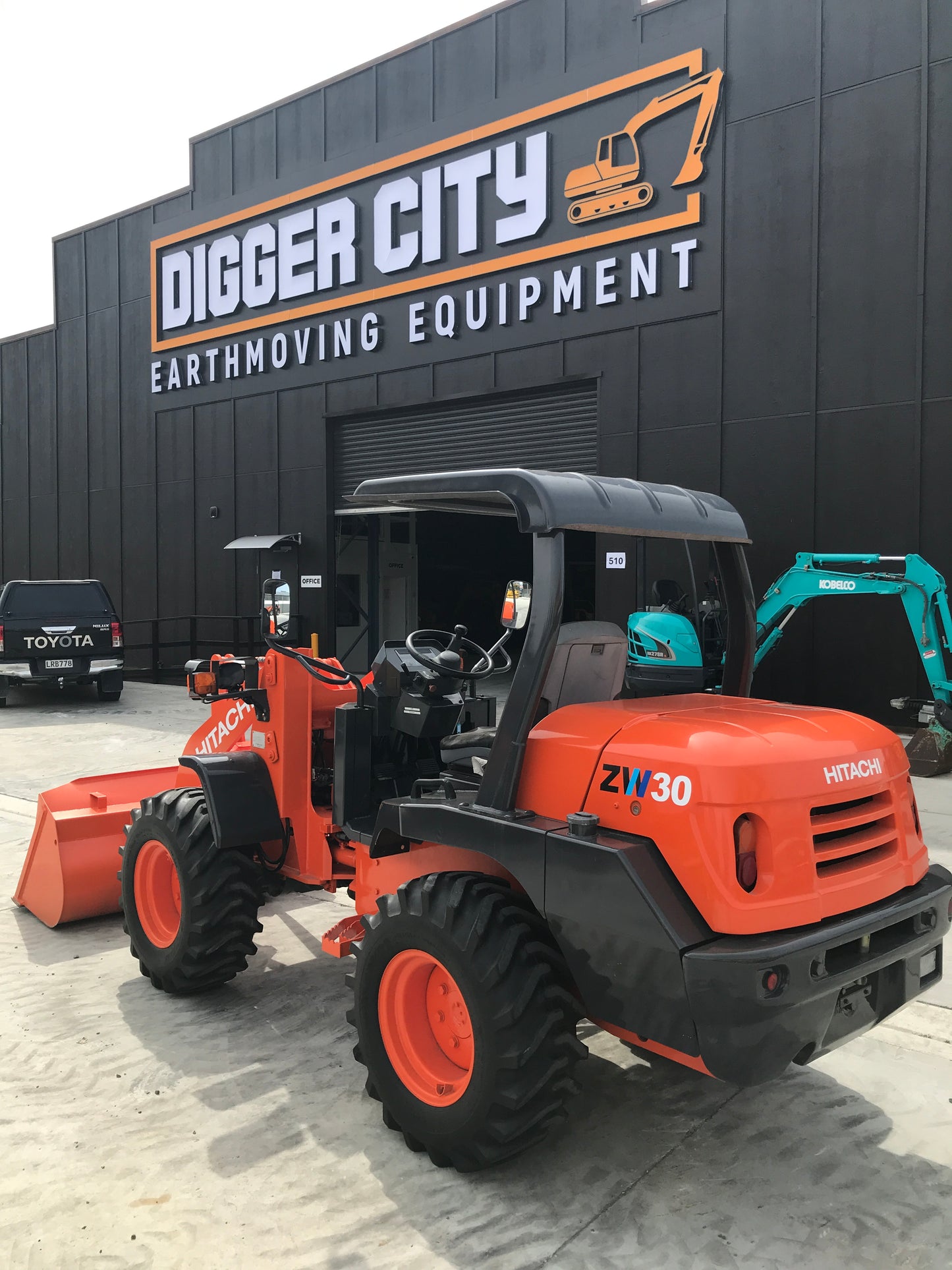 Hitachi / TCM ZW30L Wheel Loader 1/2CBM Bucket