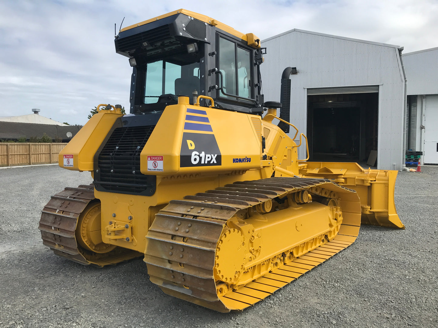 KOMATSU D61PXI-23 BULLDOZER
