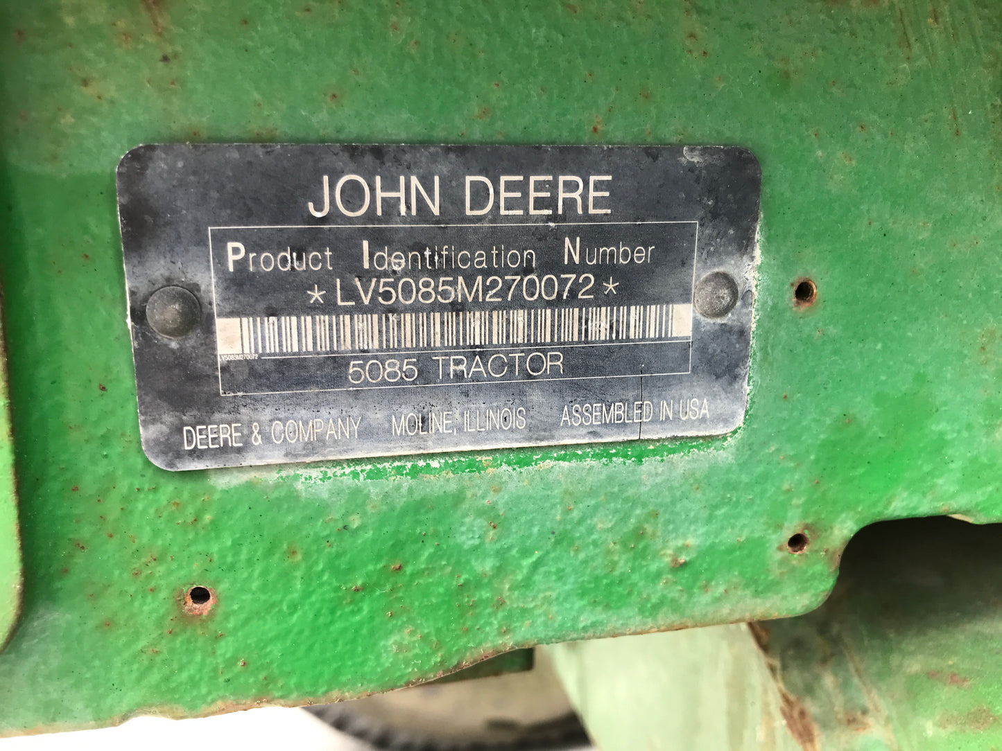 2011 John Deere 5085M Tractor