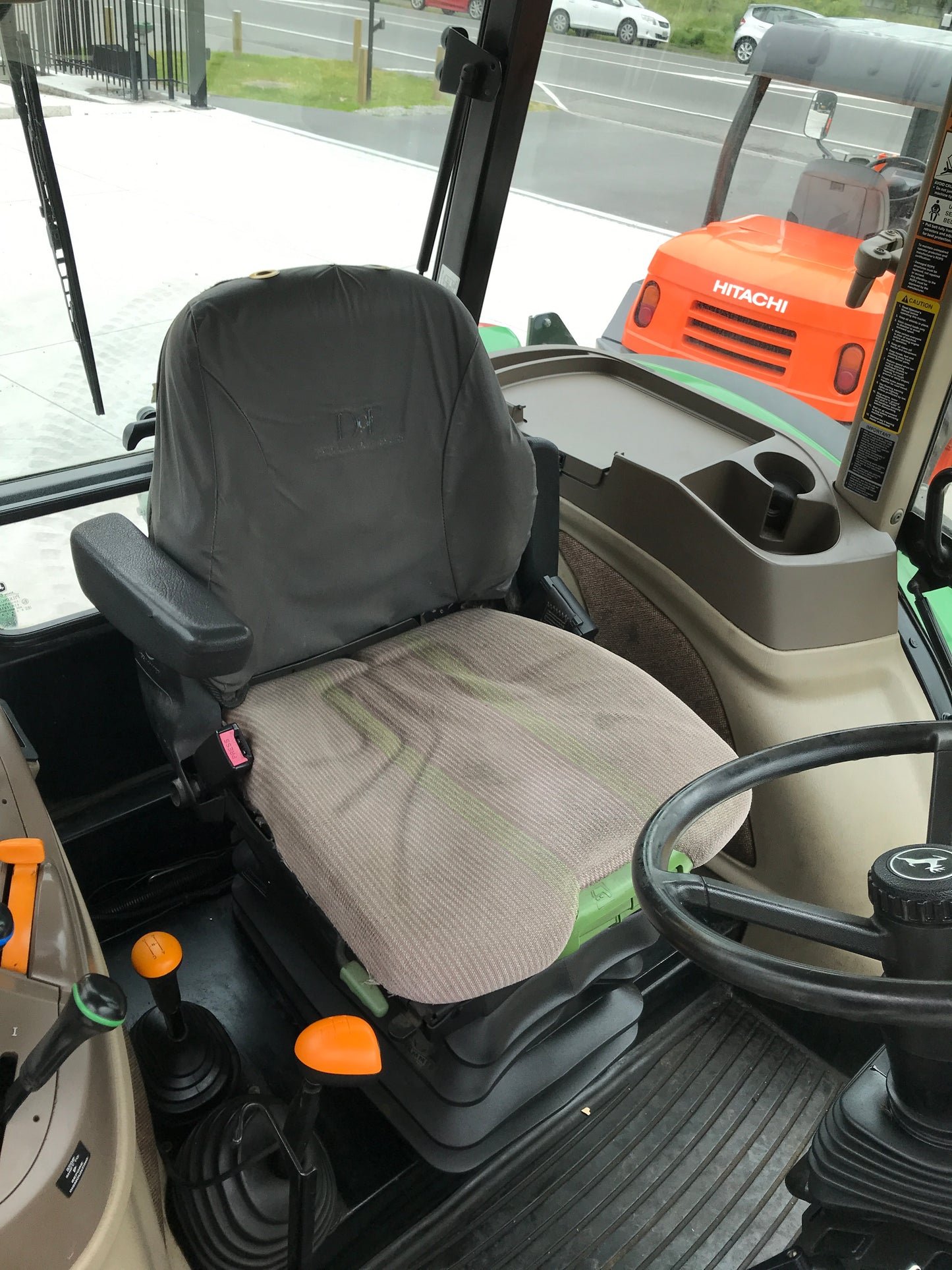 2011 John Deere 5085M Tractor