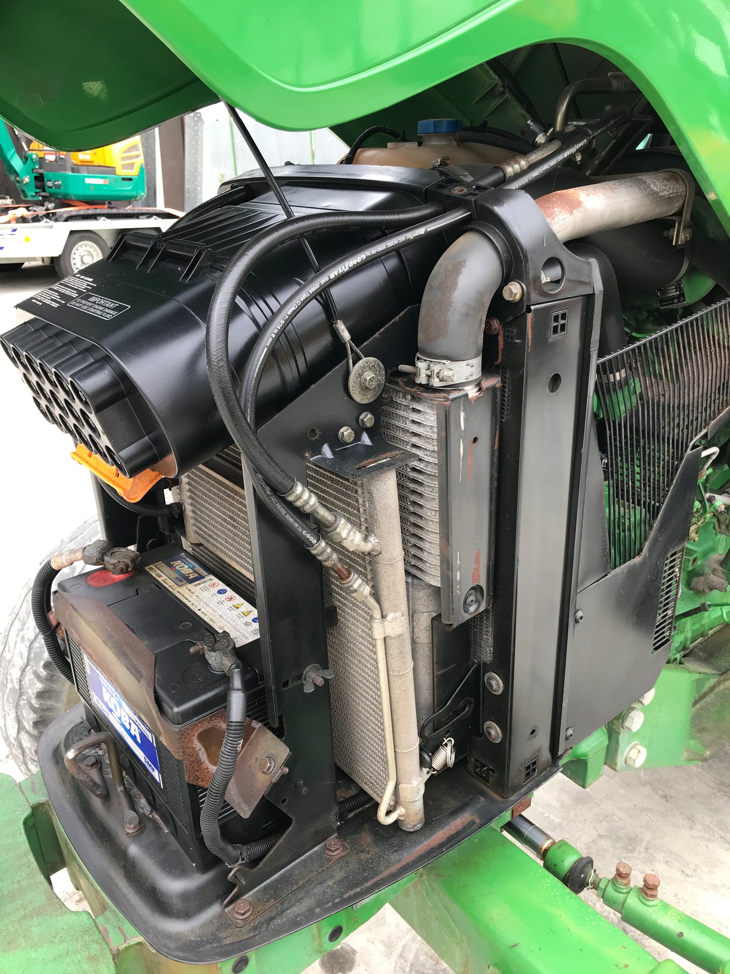 2011 John Deere 5085M Tractor