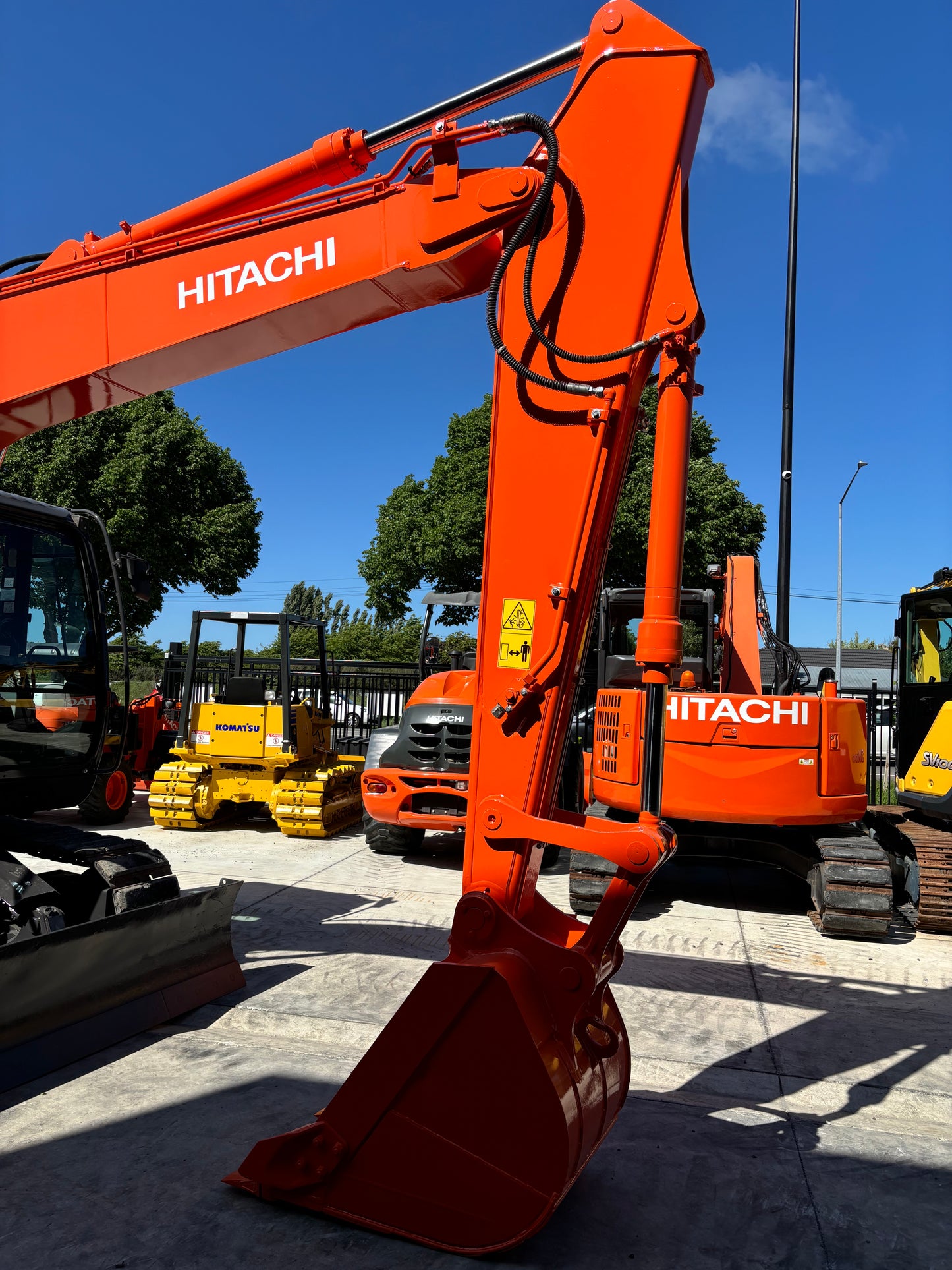 Hitachi ZX135 US-5B Excavator 13.5 ton with Dozer Blade (2015 Model)