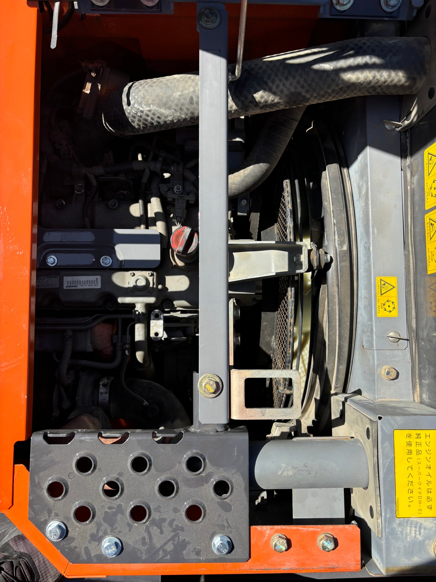Hitachi ZX135 US-5B Excavator 13.5 ton with Dozer Blade (2015 Model)