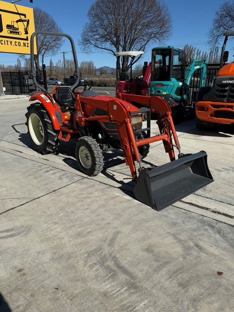 2007 Daedong (Kioti) CK35 Tractor