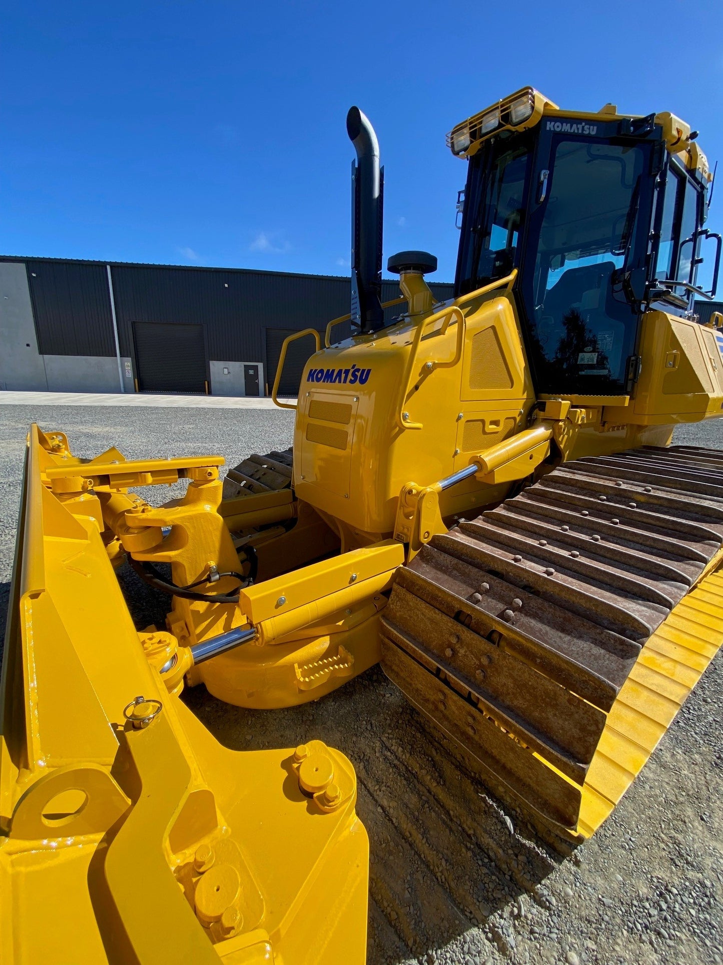 KOMATSU D61 PX1-23 BULLDOZER