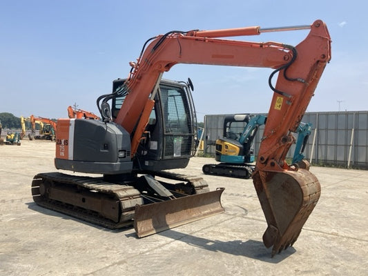 Hitachi ZX75us 7.5T Digger Low Hours