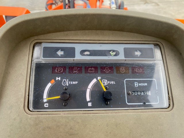 TCM L3-2 / Hitachi LX15 Power Sweeper / Wheel Loader