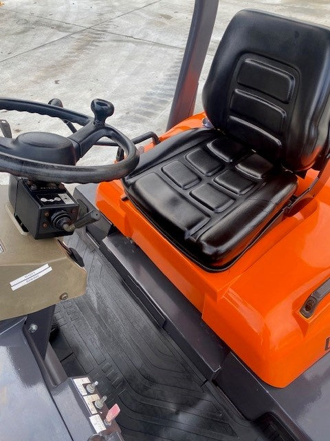 TCM L3-2 / Hitachi LX15 Power Sweeper / Wheel Loader