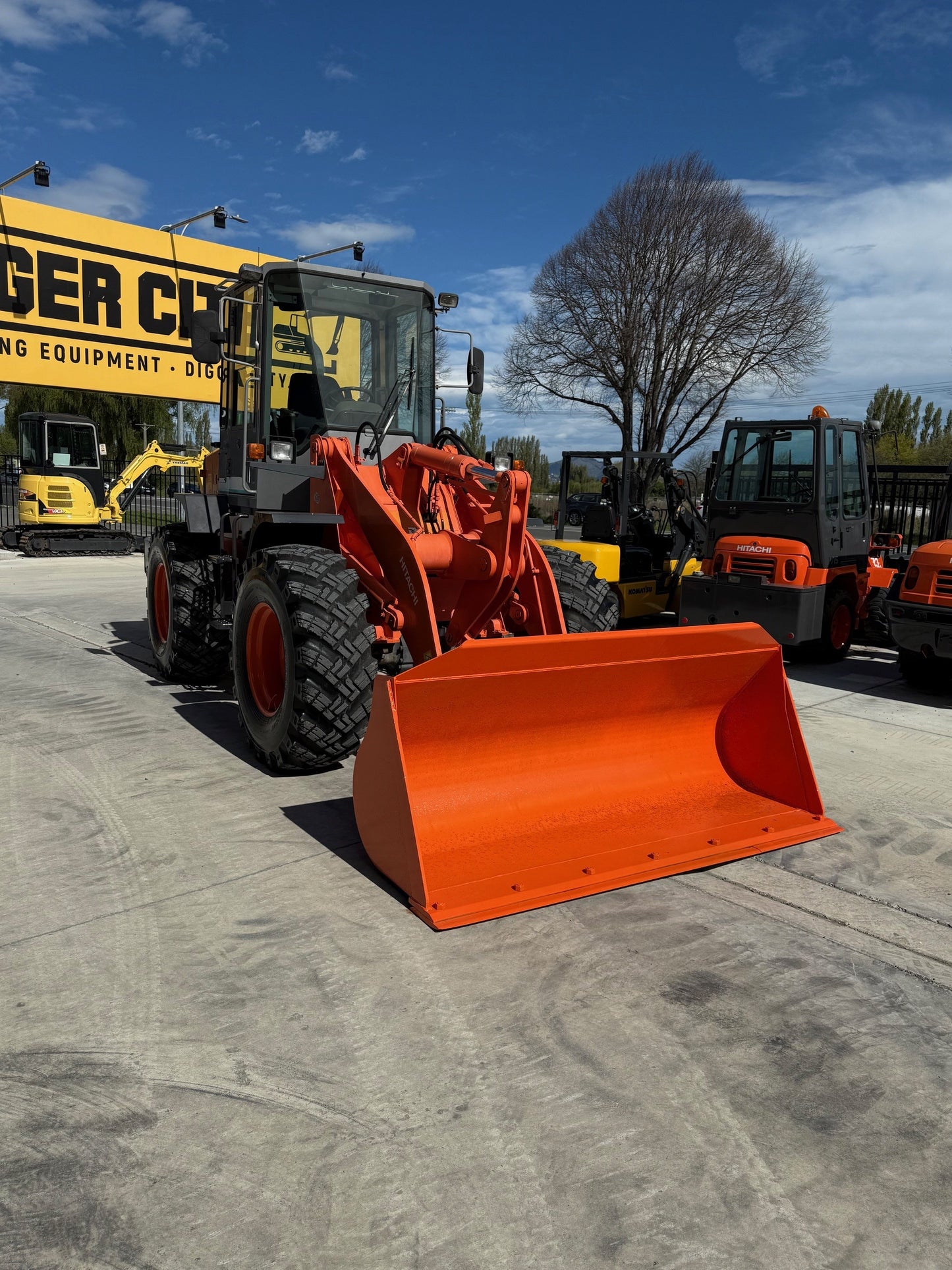 2005 Hitachi LX70-7 Wheel Loader