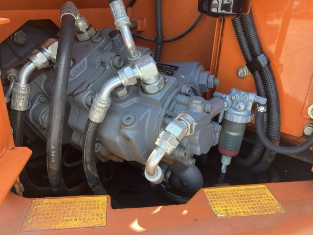 Hitachi ZX75us 7.5T Digger Low Hours