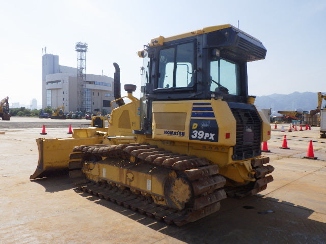 Komatsu D39PX-23 Bulldozer